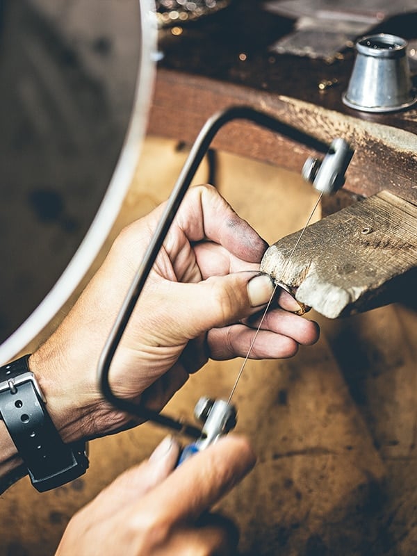 Cornwall gold jewellery workshop 600800