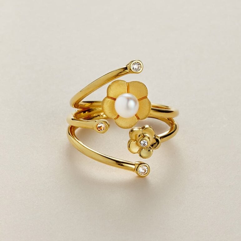 Blossom_GoldFlowerRing_1000x1000-v3.jpg