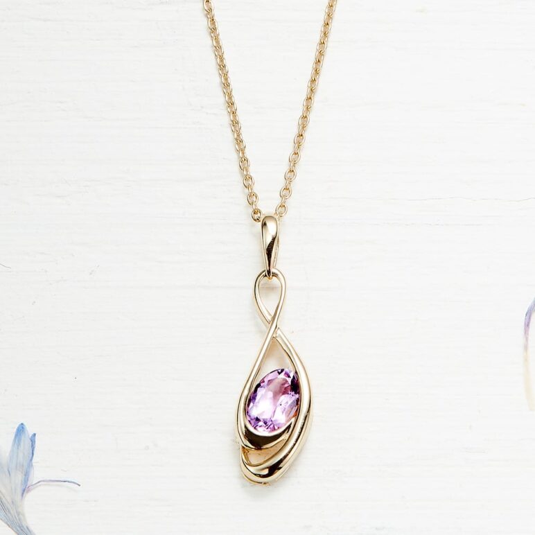 Amethyst_tamara_necklace_close_1857443