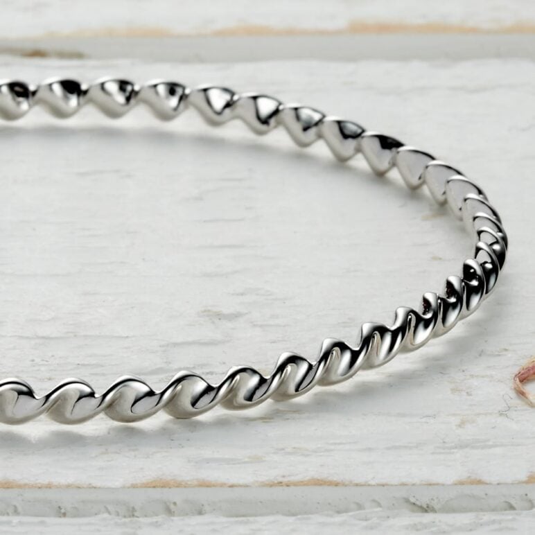 Newlyn_Twistbangle_Silver_1000x1000zoomed