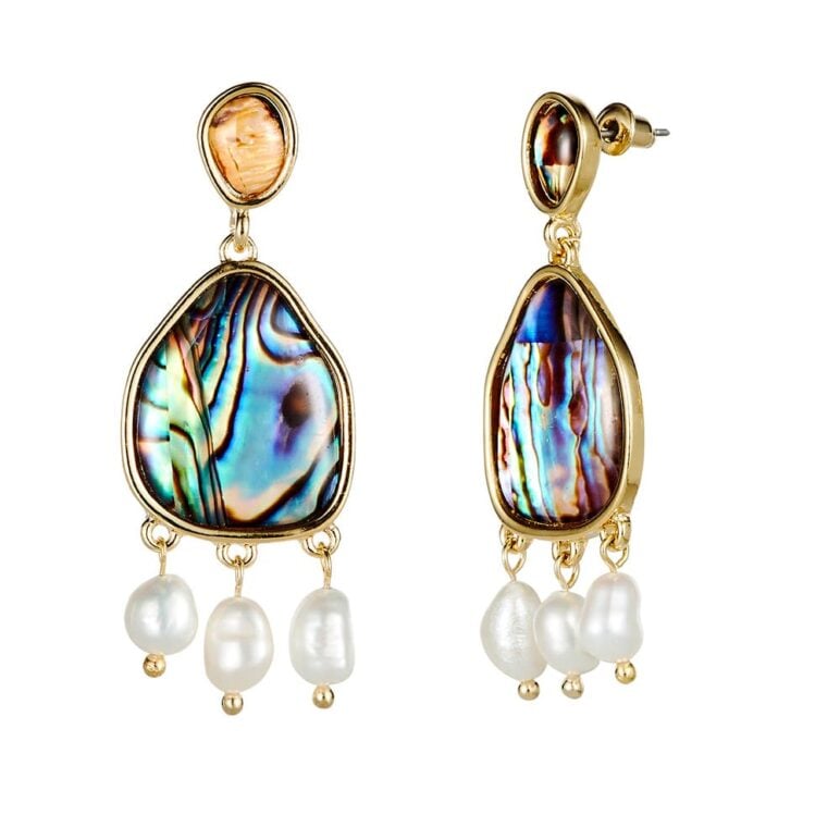 paua-dangle-pearl-earrings-close-1875850.jpg