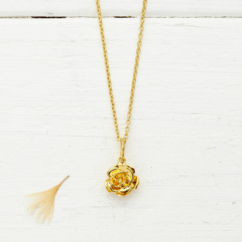 Tolgus Woodland Yellow Gold Pendant Necklace 1896480