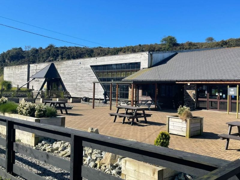 cornwall gold outside seating area for the cornish pantry